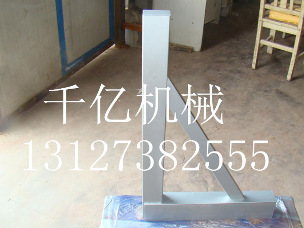 镁铝直角尺的使用注意事项和它的性能特点